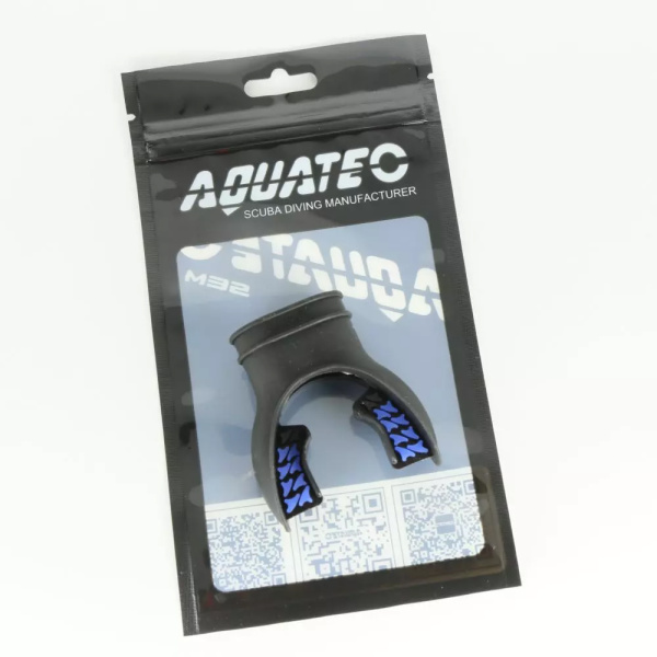 Загубник анатомический Aquatec (черный силикон; синий)